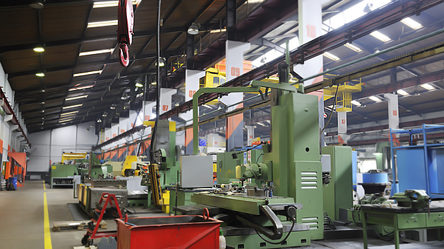 Budowa hal przemys³owych tanio do 5tys. mkw Budowa hal przemys³owych tanio do 5tys. mkw