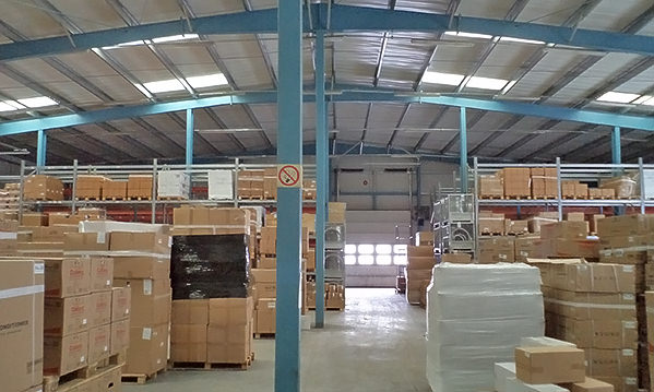 Magazyn na produkcję i
biuro na sprzedaż przy trasie Warszawa - Gdańsk rejon Łomianki Magazyn produkcyjny na sprzedaż Warszawa Łomianki